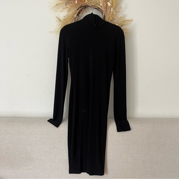 Norma Kamali Slim Fit Turtleneck Thumbhole Long Sleeve Dress - Picture 10 of 15